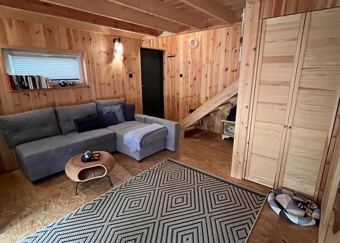 别墅 Stodola Caloroczny Chojno-Blota Wielkie